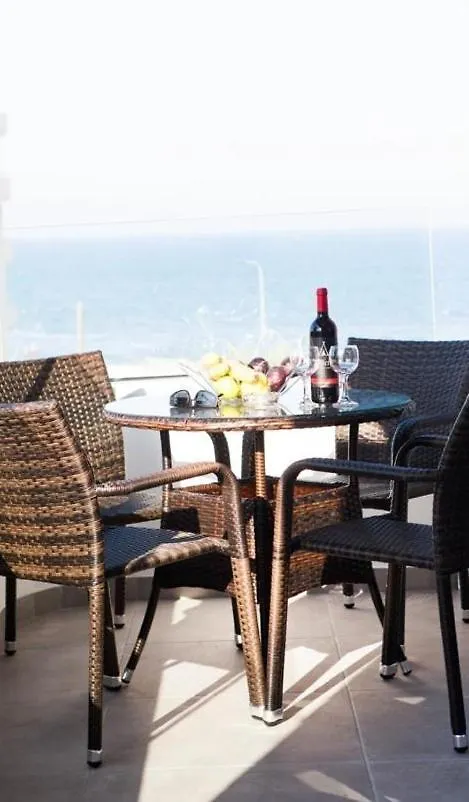 Luxury Beachfront Apartment Larnaca