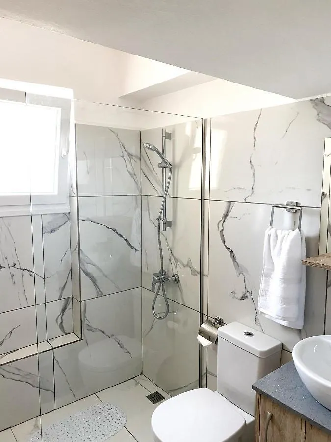 Luxury Beachfront Apartment Larnaca 0*,  Cypr